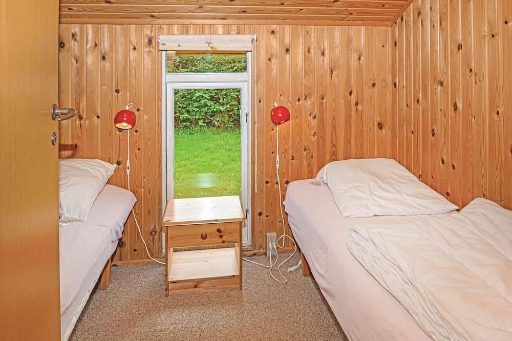 Gemütliches Haus in Hemmet mit Küche in Bork Havn, Ringkøbing Fjord