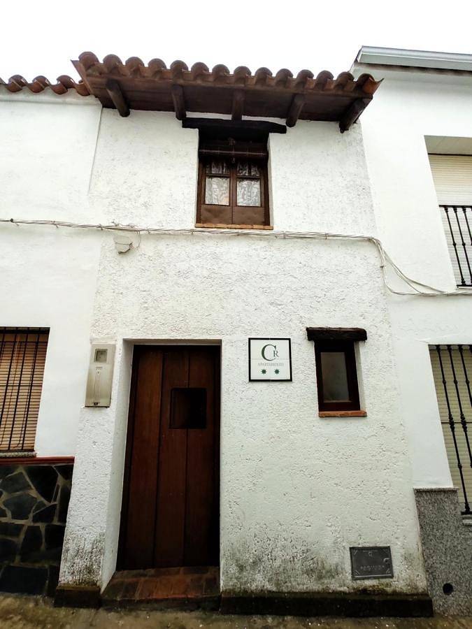 Casa rural para 4 personas, con terraza y vistas, Se admiten mascotas en Tentudía - 2