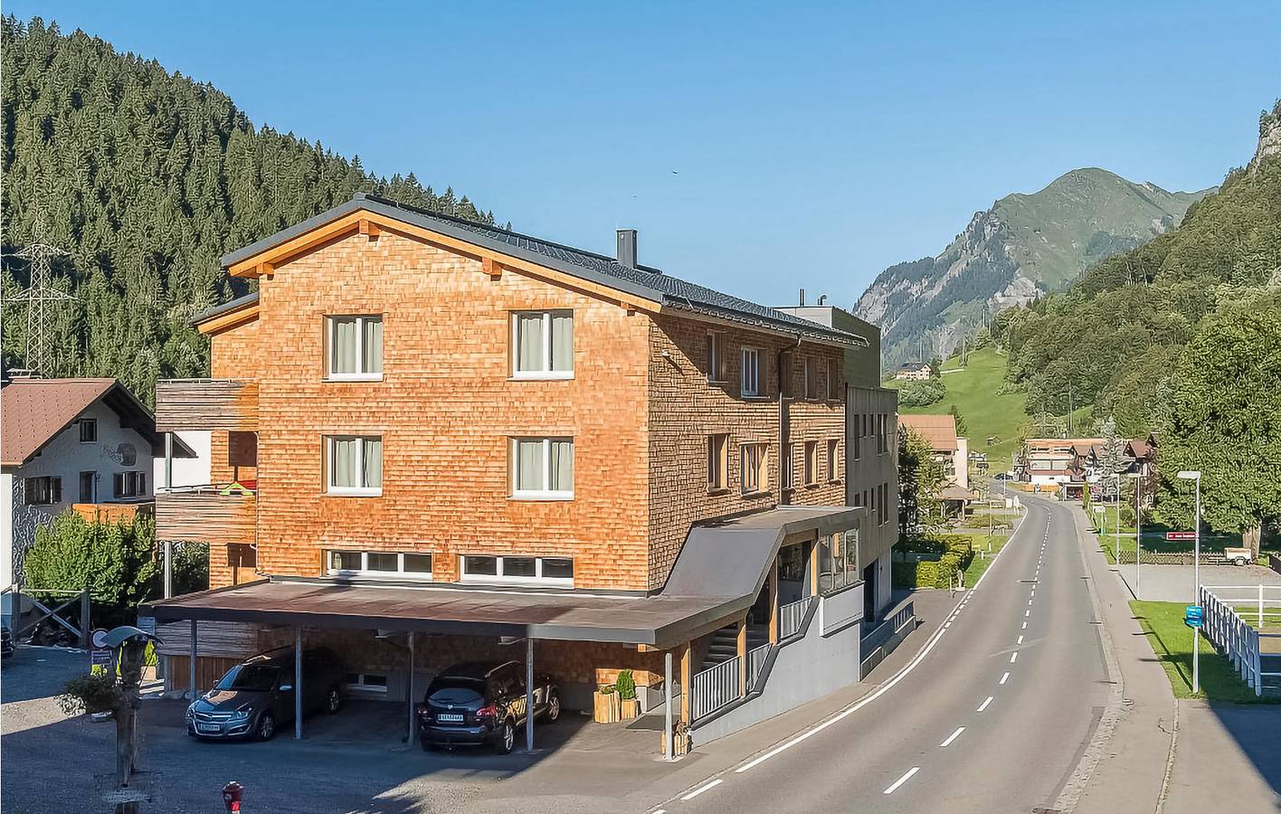 Ganze Ferienwohnung, Appartement mit Bergblick, Sauna und Parkplatz in Klösterle am Arlberg, Arlberg