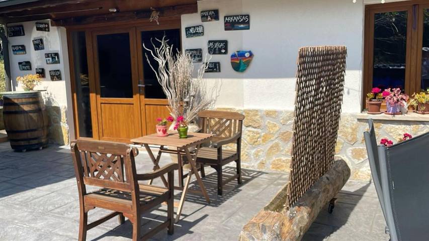 Holiday apartment for 2 people, with pool and view as well as garden - 1