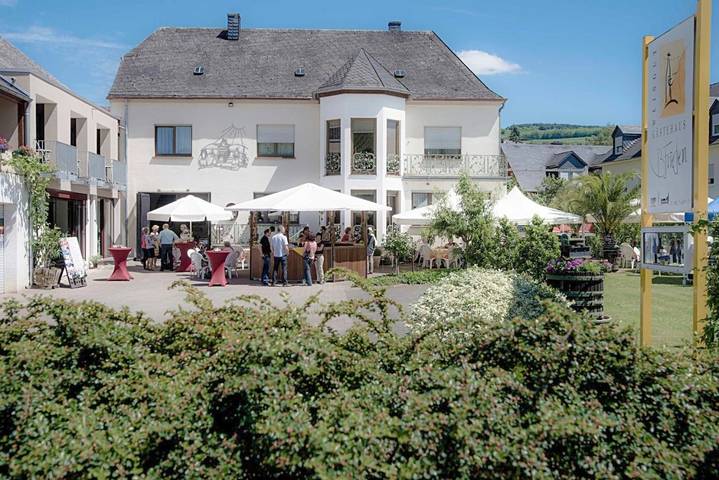 Ferienhaus für 2 Personen, mit Balkon und Terrasse sowie Garten und Ausblick