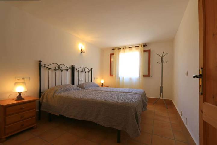 Rural tranquillity at the foot of the Tramuntana, pool with panoramic views in Campanet, Majorca Center