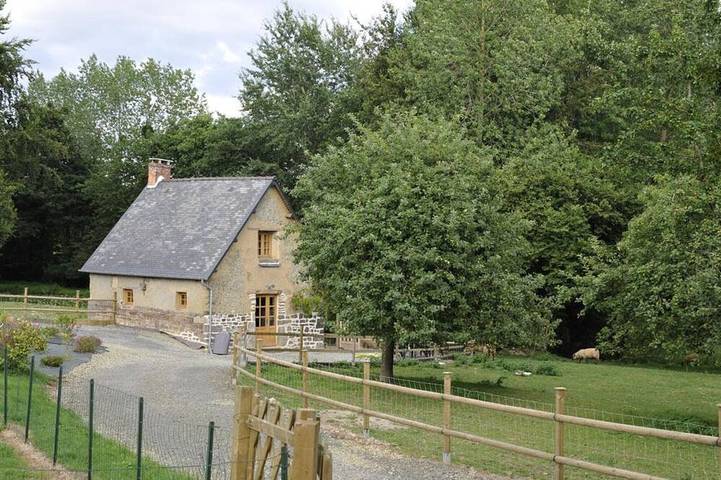 Gîte pour 2 personnes, avec jardin, animaux acceptés