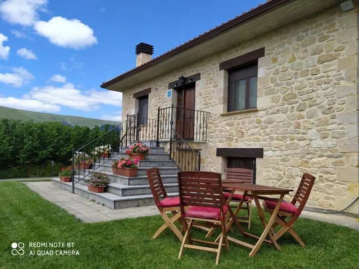 Casa rural para 4 personas, con vistas y jardín - 1