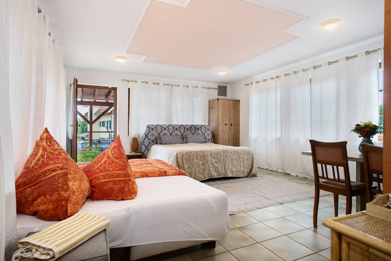 Ferienwohnung "Gartensuite" mit Wlan und überdachter Terrasse in Kippenhausen, Immenstaad am Bodensee