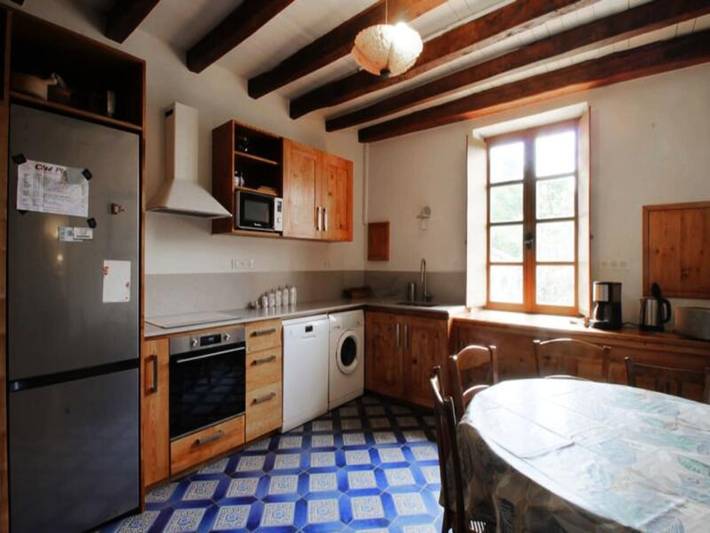 Gîte pour 10 personnes, avec jardin, adapté aux familles à Yenne - 4