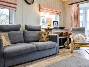 Log Cabin for 4 People in Salcombe, Devon, Photo 1