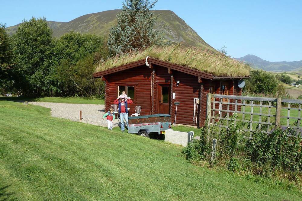 Log Cabin mit Hot Tub für 2 | Im Cairngorm Nationalpark | akzeptiert Hunde in Glenshee, Cairngorms National Park