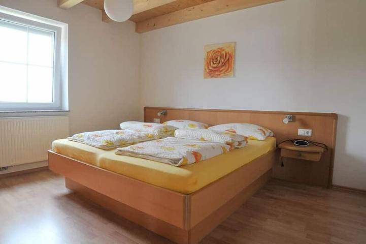 Ganze Wohnung, Ferienhof Metzler Fewo Quitte or Mirabelle in Bodnegg, Region Bodensee-Oberschwaben