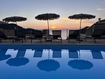 Hôtel pour 2 personnes, avec piscine et jardin ainsi que vue et sauna à Estellencs