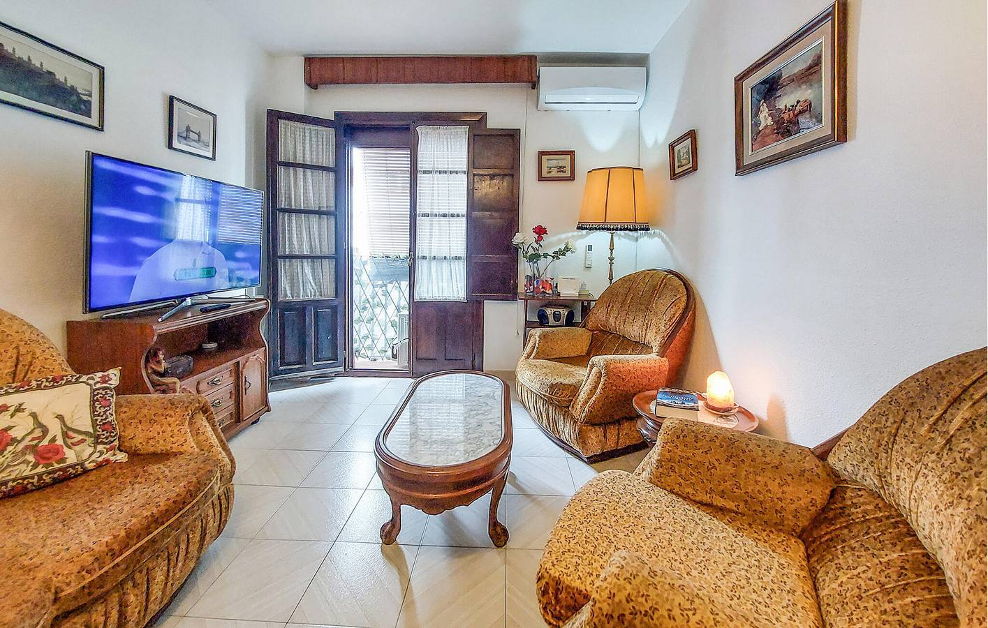 Apartamento vacacional entero, Apartamento con vista panorámica, terraza, WiFi y aire acondicionado - a 200m del Restaurante Pura Cepa in Ronda, Provincia de Málaga