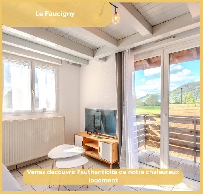 Gîte pour 4 personnes, avec Balcon ainsi que Terrasse et Vue à Saint-Pierre-en-Faucigny