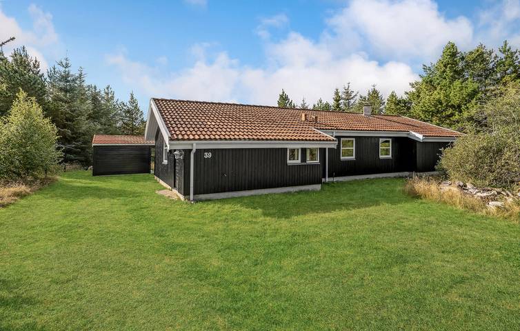 Ferienhaus für 8 Personen, mit Terrasse und Garten sowie Whirlpool und Sauna in Thorup Strand - 4