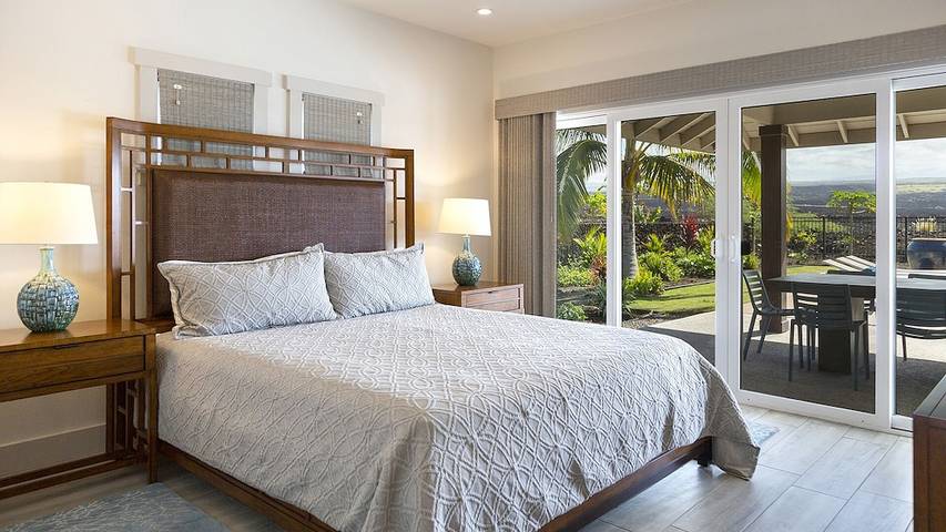 Vacation rental for 8 people, with balcony and yard in Waikoloa Village