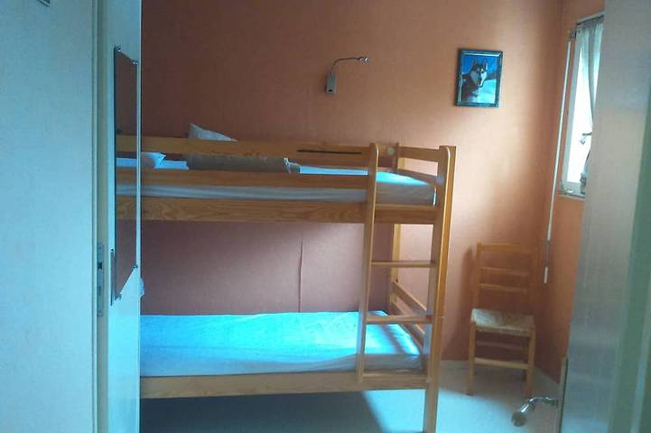 Gîte pour 6 personnes, avec balcon, animaux acceptés à Château-Bernard - 4