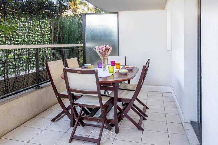 Ganze Ferienwohnung, Ferienwohnung für 4 Personen mit Pool in Villeneuve-Loubet Plage, Villeneuve-Loubet