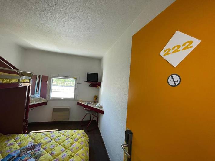 Hôtel pour 3 personnes, avec vue et jardin à Bourg-de-Péage - 4