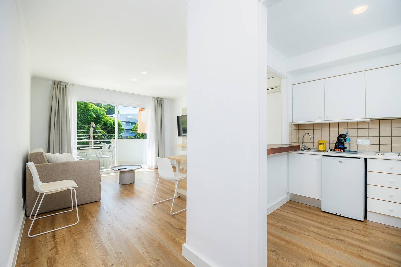 Apartamento inteiro, Apartamento 'Apartament Massanet 1a' com varanda, Wi-Fi e ar condicionado in Canyamel, Capdepera