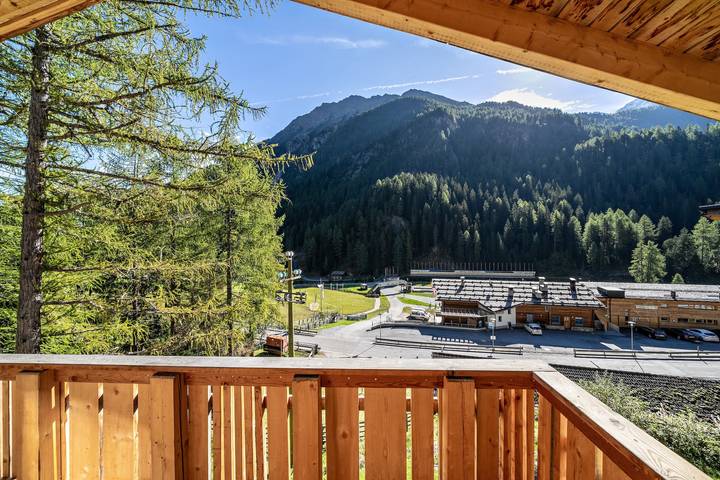Appartamento intero, Appartamento "Grogg 608 I I" con vista sulle montagne, giardino e Wi-Fi in Martello, Parco Nazionale dello Stelvio