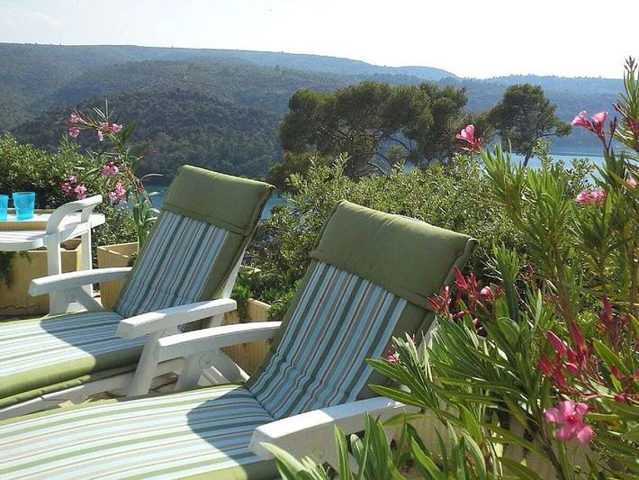 Casa de vacaciones con 3 dormitorios. in Esparron-de-Verdon, Alpes de Alta Provenza