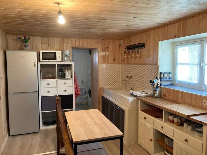 Location de vacances pour 6 personnes, avec jardin à Dampierre-sous-Bouhy - 3