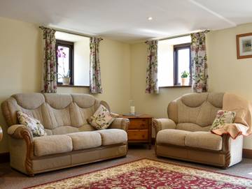 Chalet for 6 People in Northleigh, Devon, Photo 4