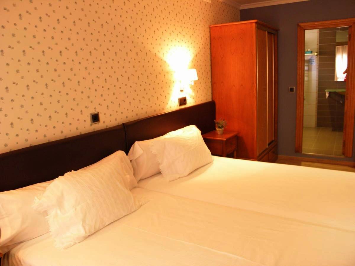 Hotel Arco Navia in Navia, Costa Verde