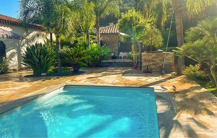 Casa de vacaciones para 2 personas, con terraza y piscina - 1