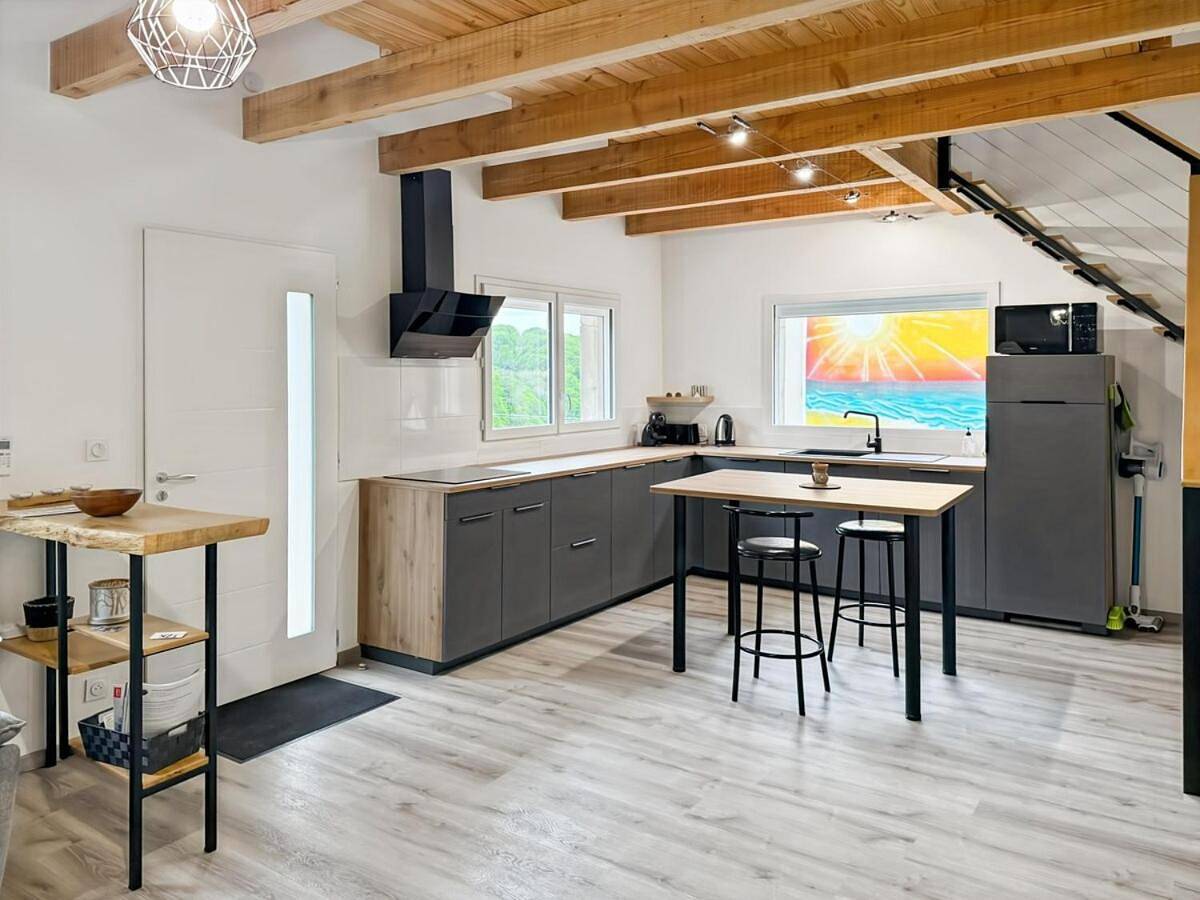 Maison au cœur de la vallée du Cantal - 2pers in Lascelle, Région d'Aurillac
