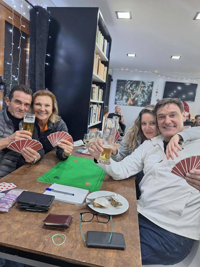 Hôtel pour 2 personnes, avec jacuzzi ainsi que sauna et terrasse à Val-d'Illiez - 4