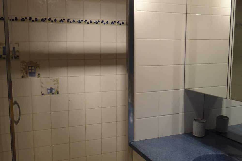 Villa en front de mer \"caprice des vents\" à Noirmoutier en l' île 8 personnes in Noirmoutier-en-l'Île, Noirmoutier