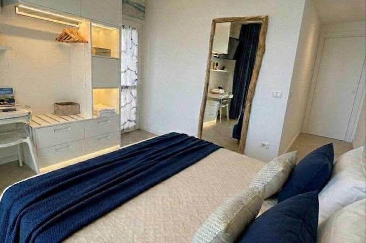 \"Sea House\" Directly On The Sea in Spiaggia di Pomonte, Elba