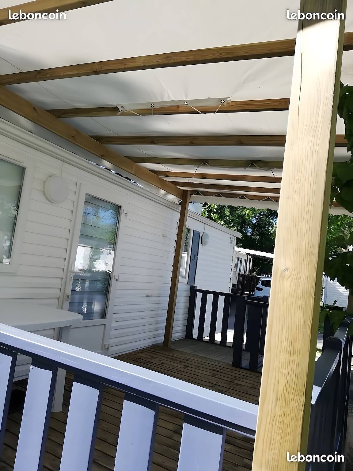 Wohnwagen 'Mobil-Home' mit Gemeinschaftspool und privater Terrasse in La Côte Vermeille, Argelès-sur-Mer