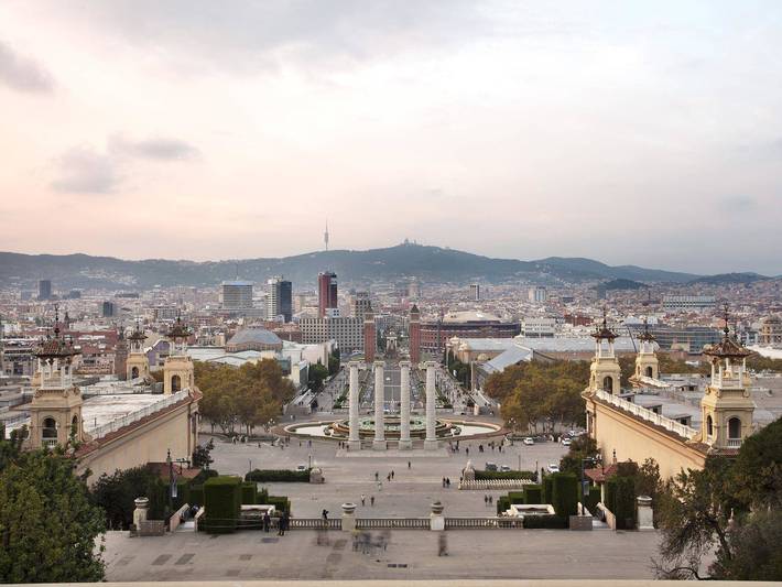 Ganze Wohnung, Ferienwohnung für 4 Personen mit Balkon in Barcelona Zentrum, Barcelona