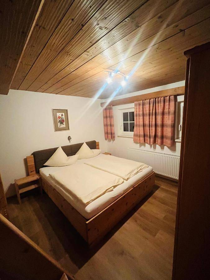 Ganze Wohnung, Two-Bedroom Apartment with Balcony in Untertauern, Ski Amadé