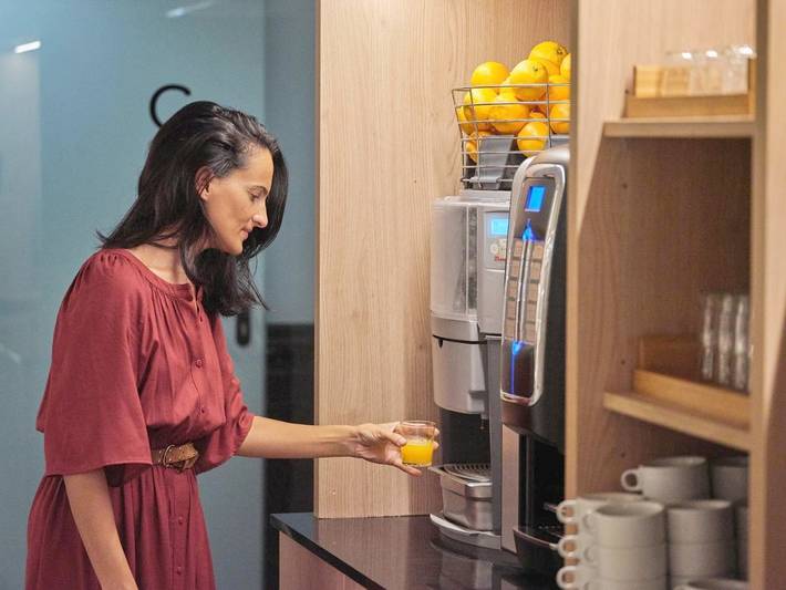 Location de vacances pour 8 personnes, avec vue ainsi que piscine et jardin à Palmanova (Espagne) - 3