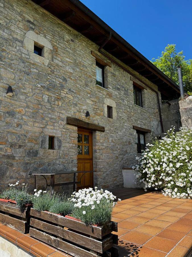 Casa rural para 4 personas, con Balcón y Terraza además de Jardín y Vistas en Pruneda - 3