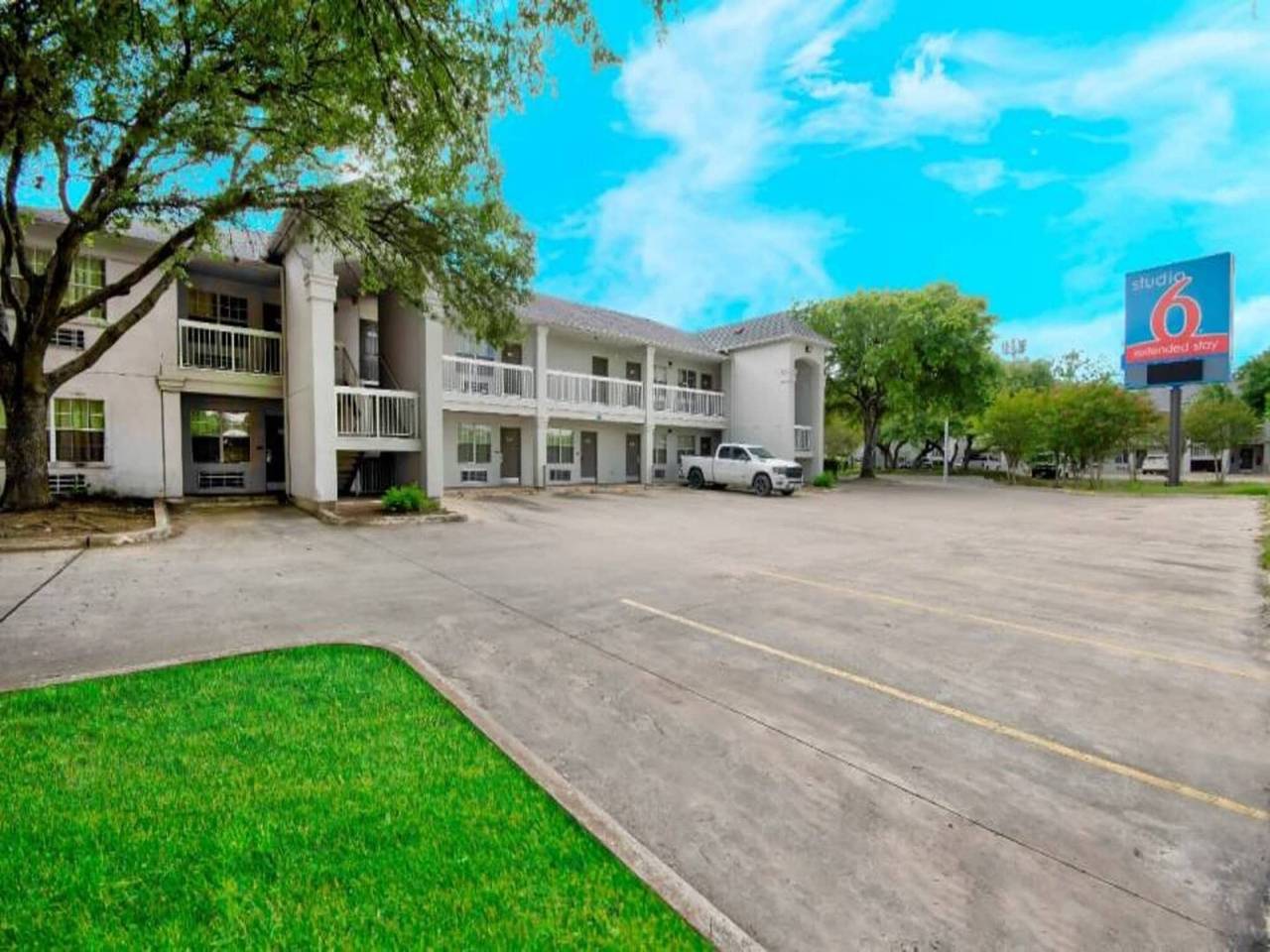 Apartamento entero, Cama matrimonial acogedora | Estacionamiento gratuito in San Antonio, Condado de Bexar