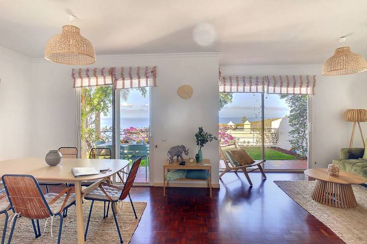 Villa pour 8 personnes, avec Vue sur l’océan et Balcon ainsi que Terrasse et Jardin à Funchal - 3