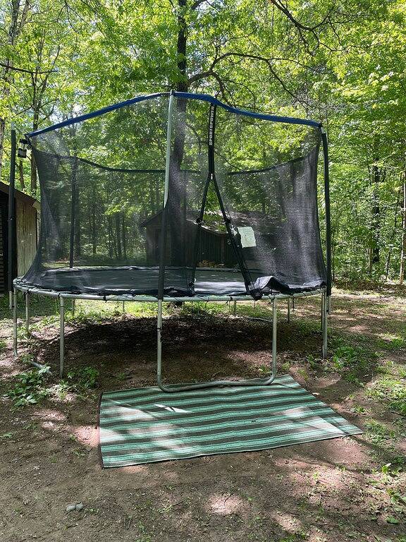 Log cabin for 12 people, with terrace and garden in Wisconsin