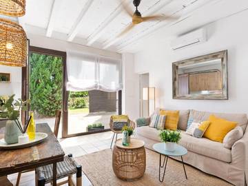 Gîte pour 5 personnes, avec piscine ainsi que jardin et terrasse à Sant Mori