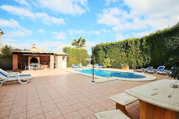 Ferienhaus für 12 Personen, mit Garten in Coín