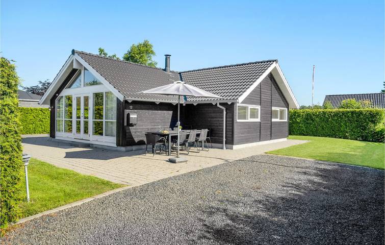 Ferienhaus für 6 Personen, mit Whirlpool und Terrasse sowie Garten in Høll - 2