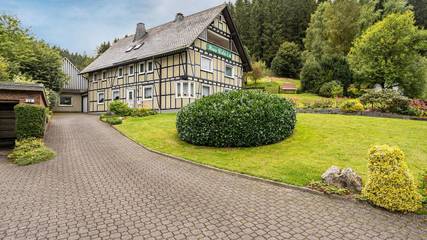 Ferienwohnung für 2 Personen, mit Garten und Terrasse in Schmallenberg