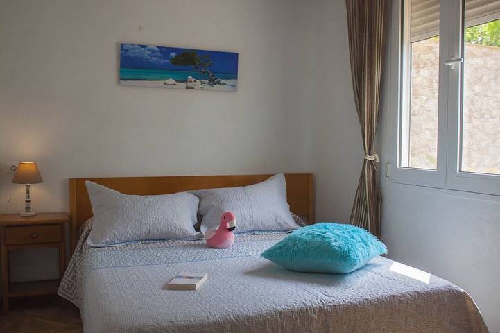 Ländliche Villa, privater Pool, gratis WiFi, Spielplatz, 1,8 km vom Strand entfernt in Deltebre, Delta de l'Ebre