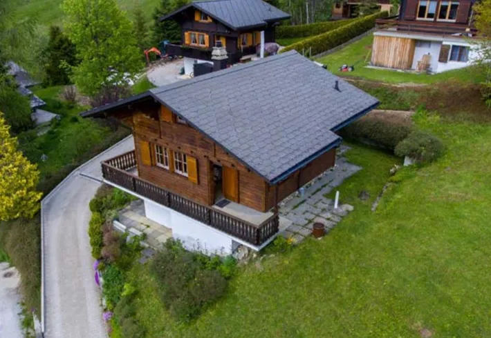 Chalet für 8 Personen, mit Ausblick und Garten - 1