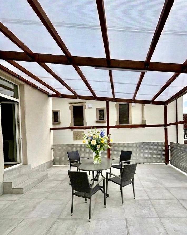 Ferienwohnung für 3 Personen, mit Terrasse und Ausblick sowie Seeblick in Rheinhessen