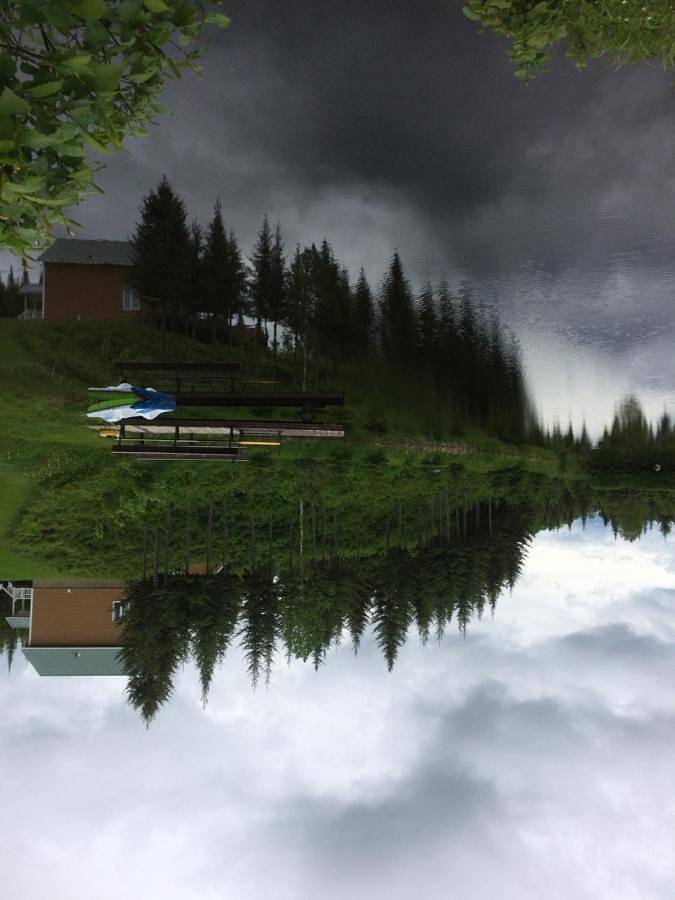 Gîte pour 5 personnes, avec terrasse et vue dans Sainte-Rose-du-Nord - 3