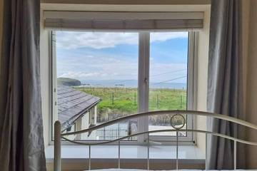 Apartment for 5 People in Portrush, County Antrim, Photo 4