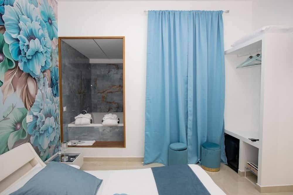 4 Rooms Rosario - Camera Matrimoniale con Vasca Idromassaggio in Catania, Catania e dintorni